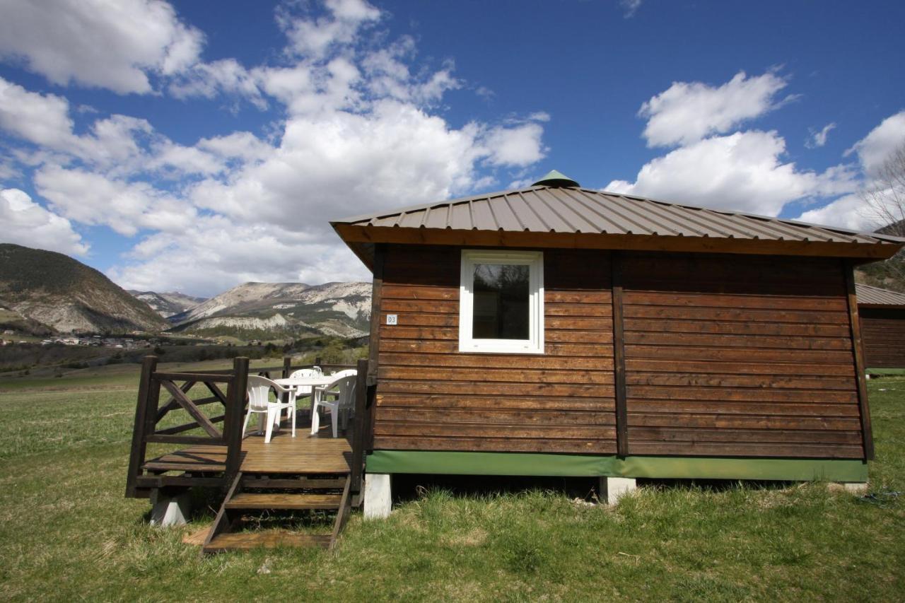 Camping Du Villard Thorame-Basse Екстер'єр фото